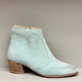 Ankle Boot-Side zip w/ heel/ Mint textured leather w/ oil accents/ leather sole