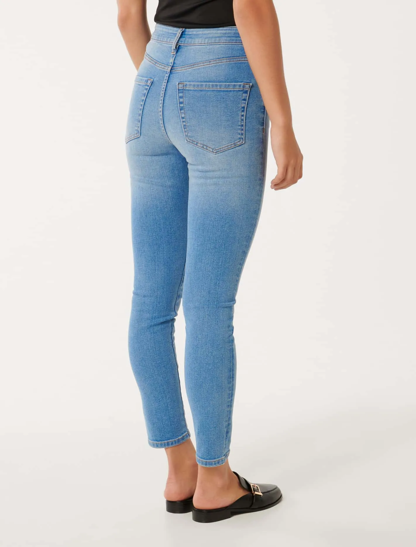 Bella Skinny Jeans