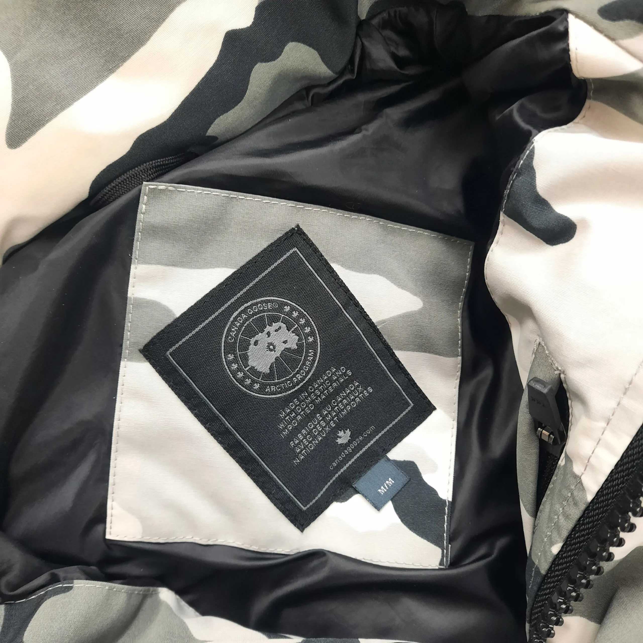 Canada Goose Wyndham Parka Black Label - Authentic Luxury Designer