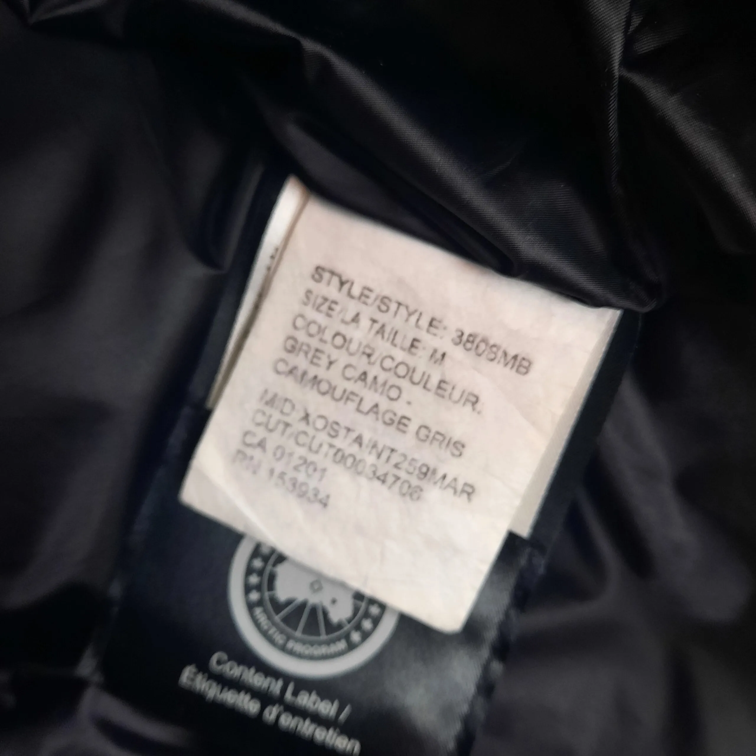 Canada Goose Wyndham Parka Black Label - Authentic Luxury Designer