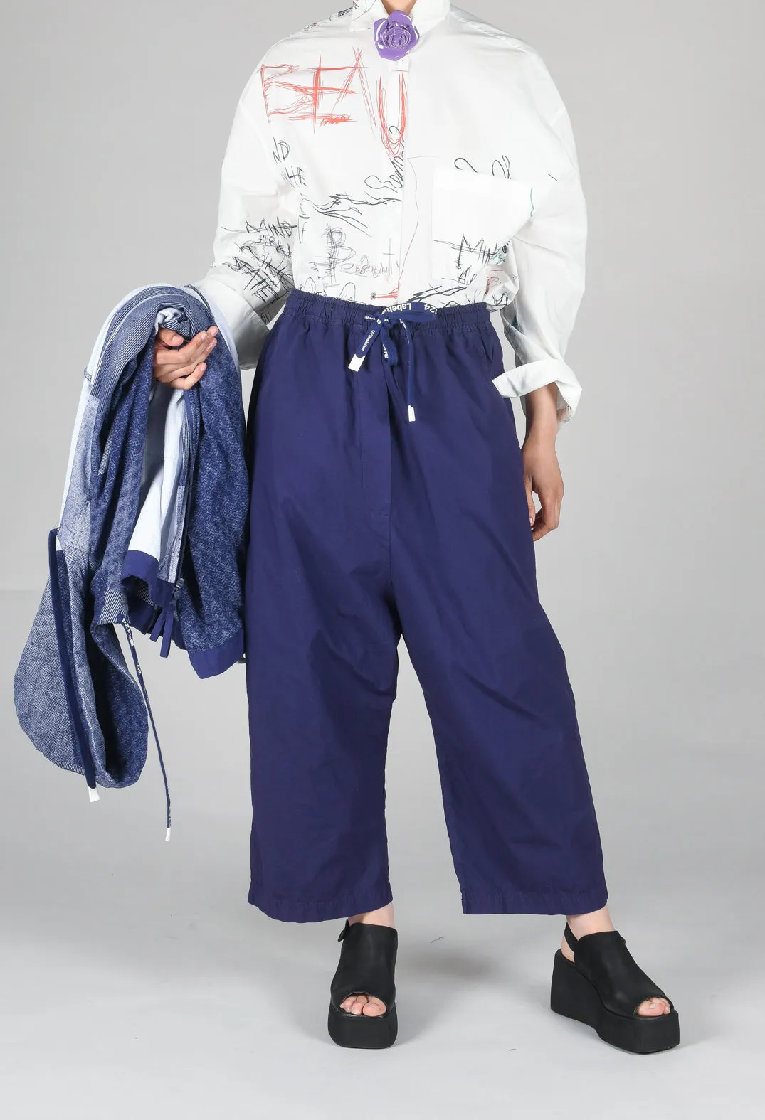 Cropped Wide Leg Trousers in Azur