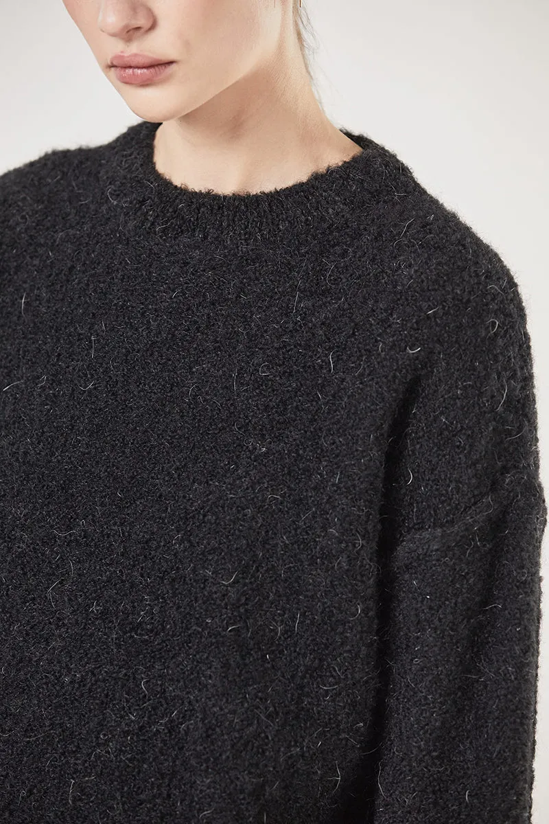 HAIRY ROUND NECK SWEATER