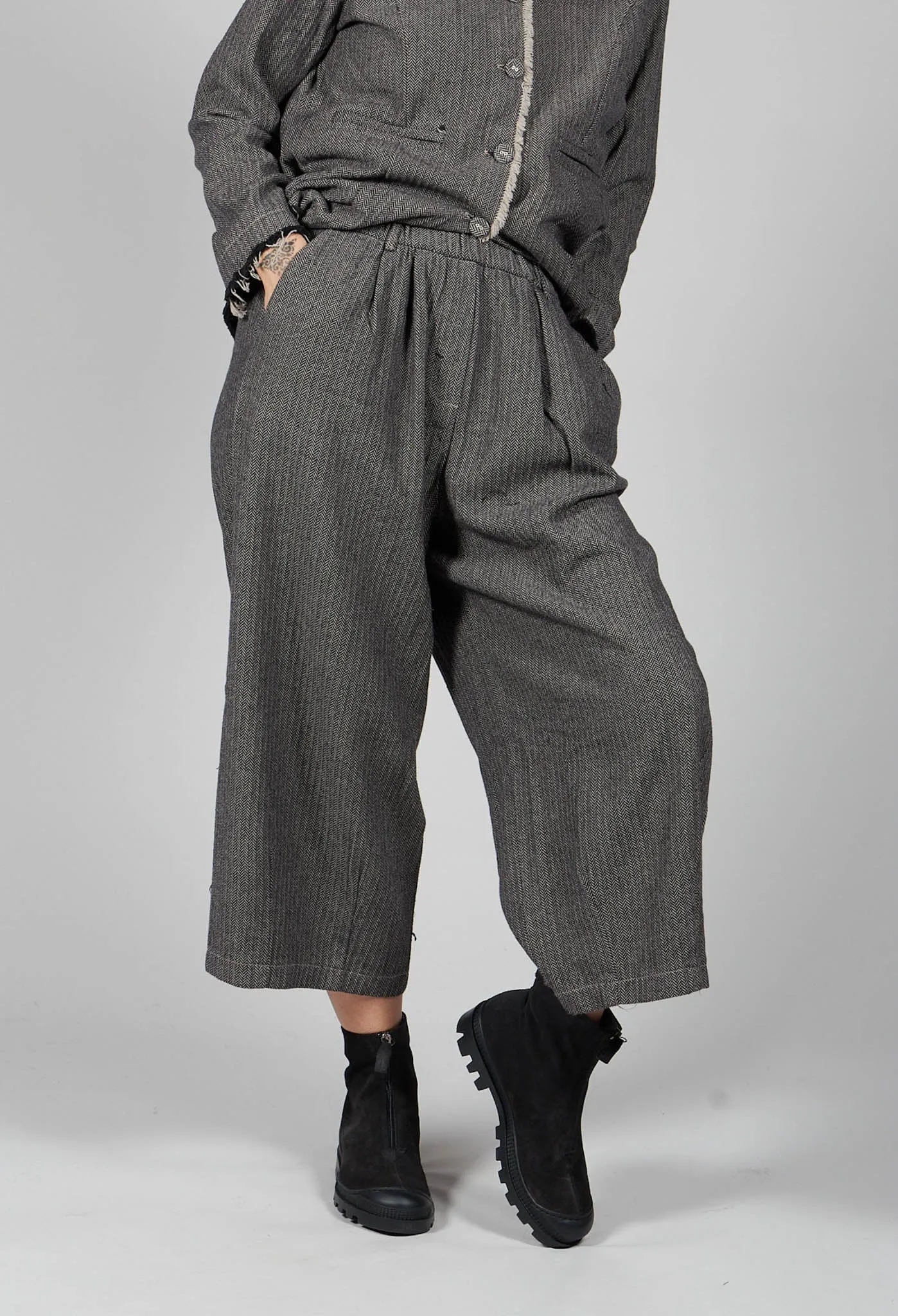 Herringbone Elastic Waist Trousers in Sand