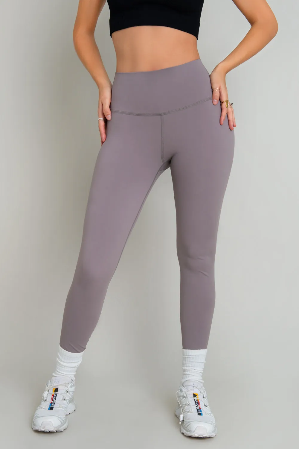 Legging deportivo ajustado contorneado