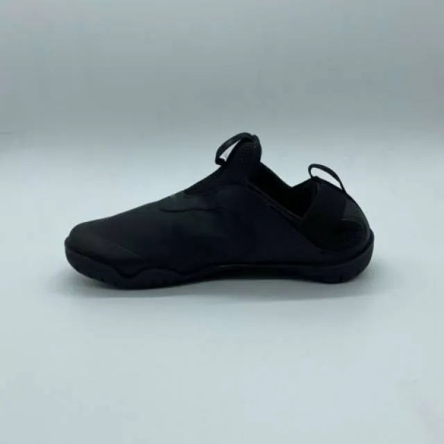 Niike zoom pulse triple black nurse shoes men's size 7.5 ct1629-003