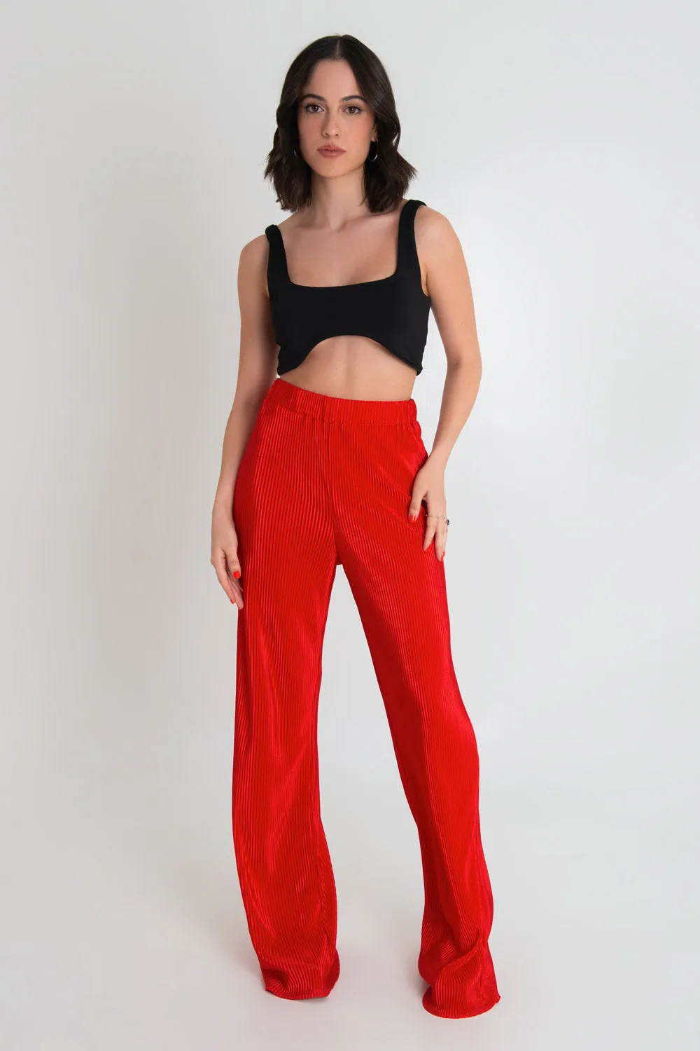 Pantalón satinado plisado fit wide leg