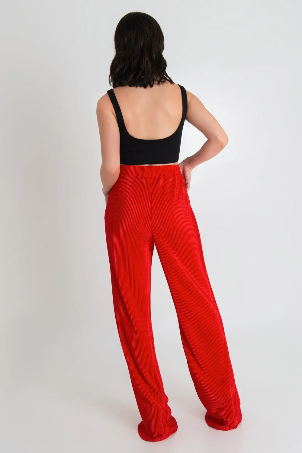 Pantalón satinado plisado fit wide leg