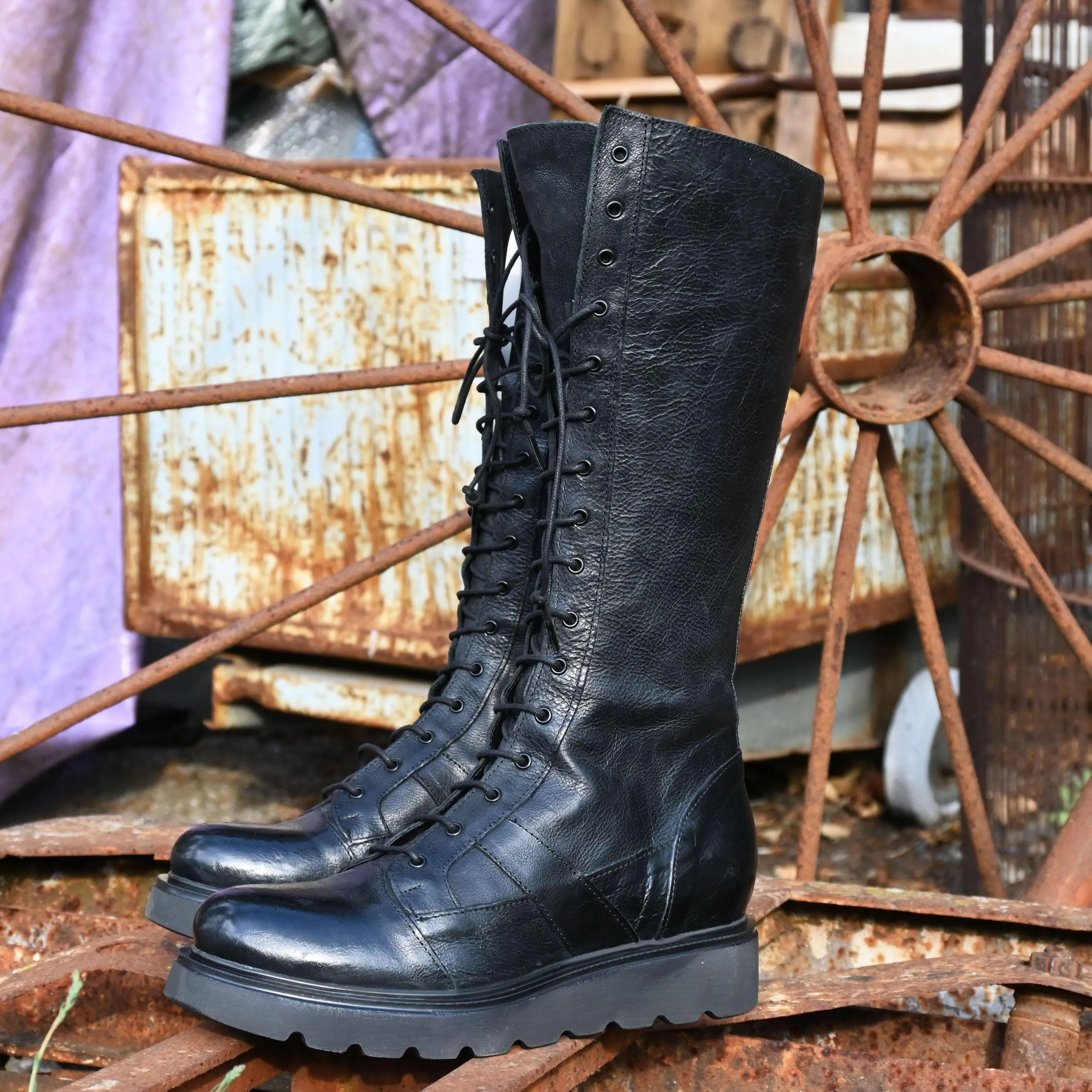 RICH 27 - amphibian boot leather BLACK