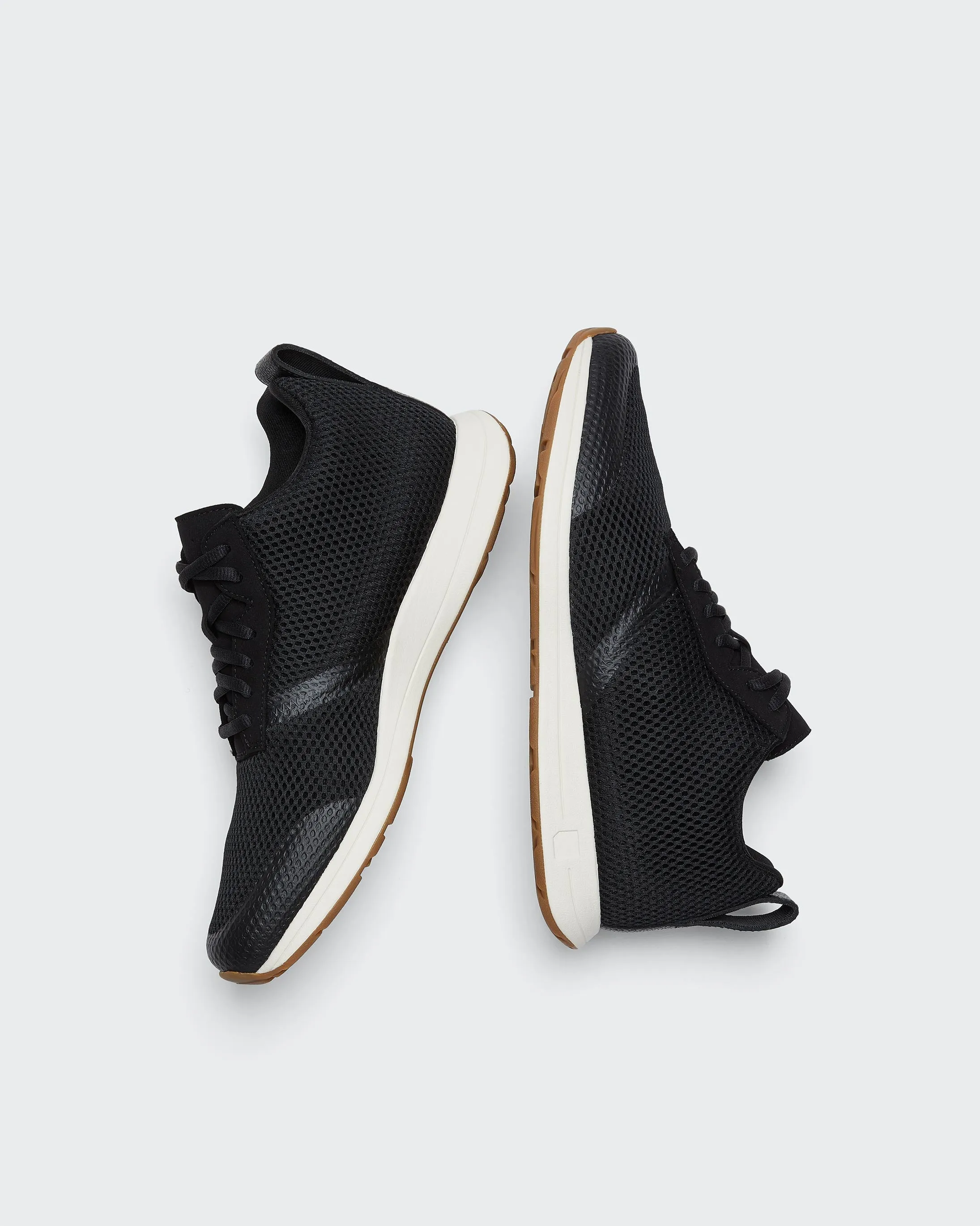 The Henry Mid Trainer / Mesh / Blacktop