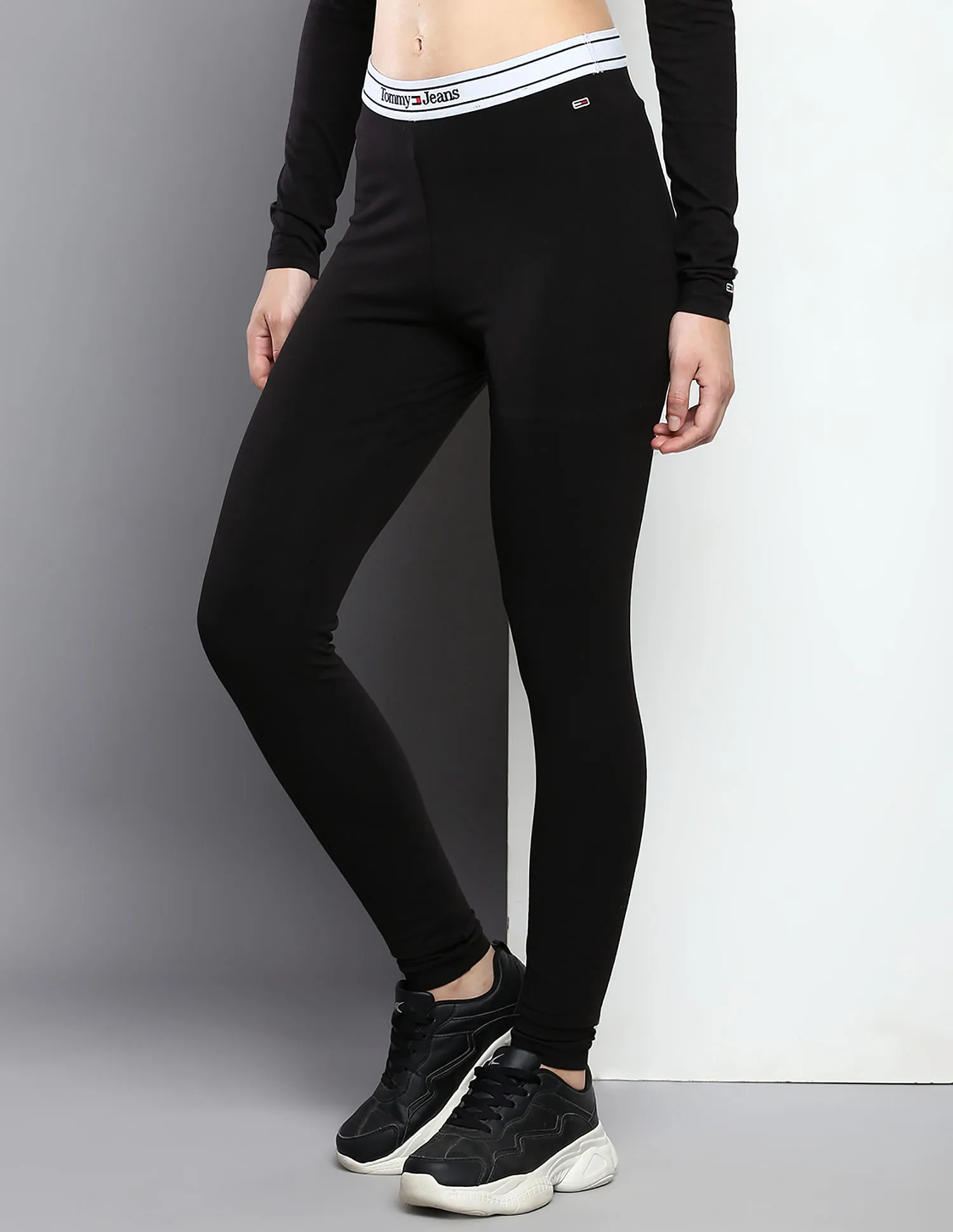 Tommy Hilfiger Solid Slim Fit Leggings