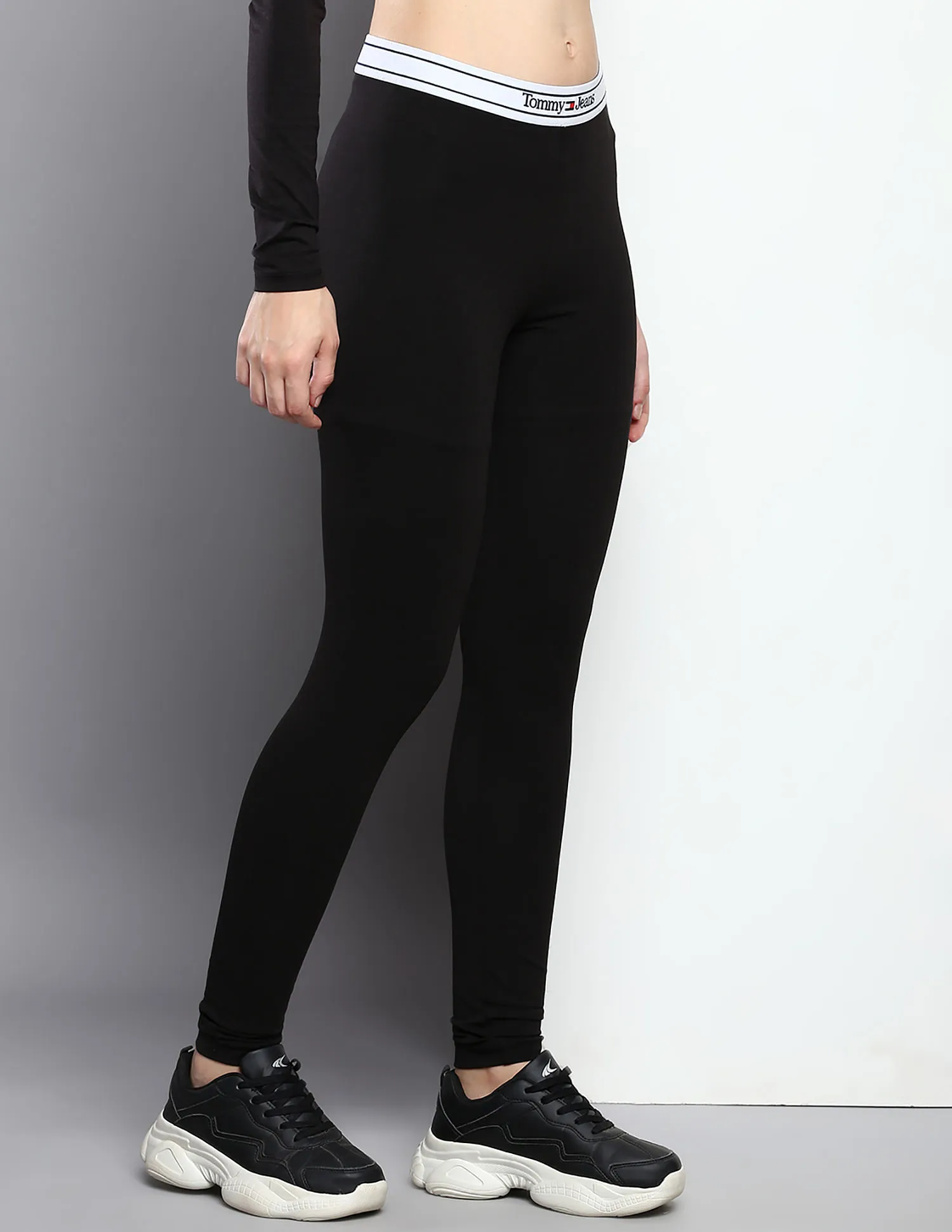 Tommy Hilfiger Solid Slim Fit Leggings