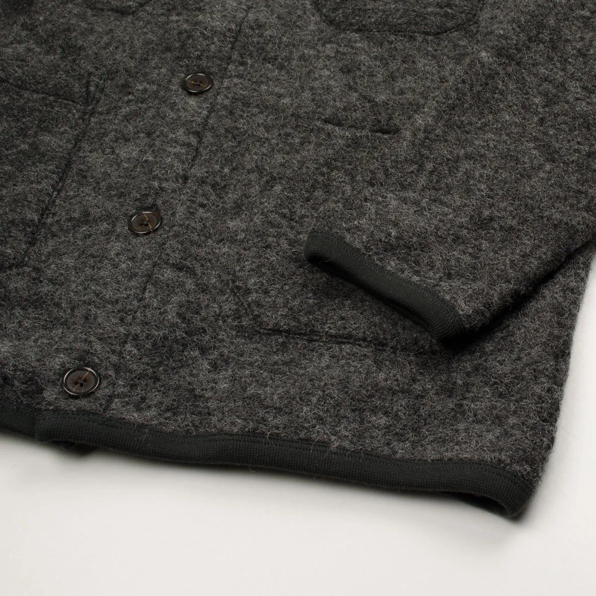 Universal Works - Cardigan Wool Fleece - Charcoal